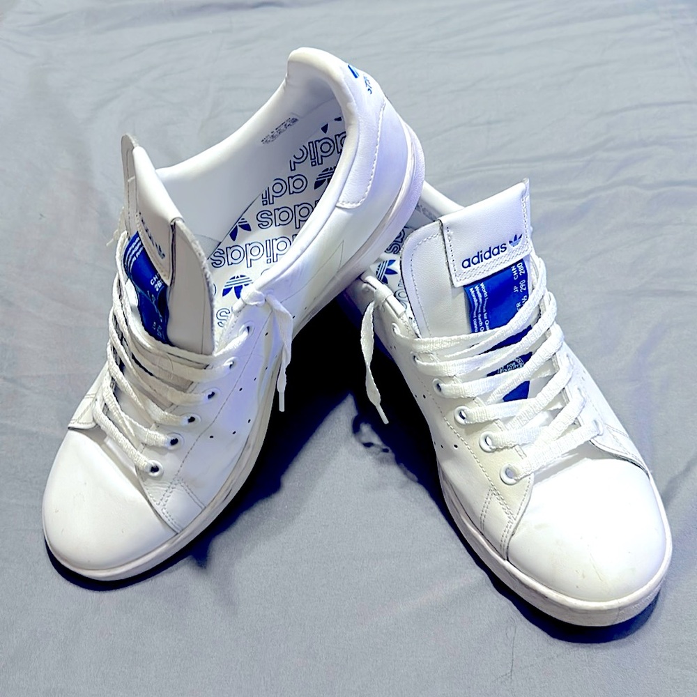 Adidas Tennis Shoes